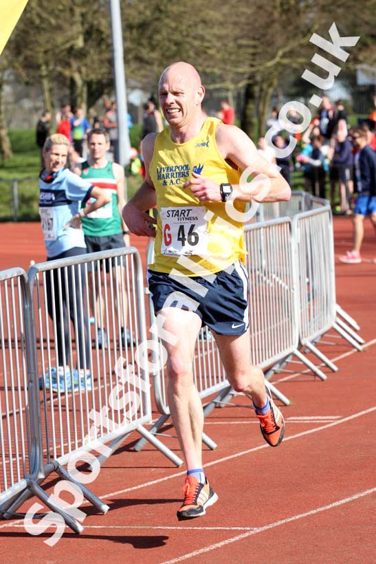Mens Northern 12 Stage Road Relay, Stanley Park, Blackpool. Photo: David T. Hewitson/Sports for All Pics